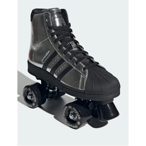 NEW ADIDAS Superstar 82 Roller Skates W9.5 Silver JH5522 - Picture 3 of 7